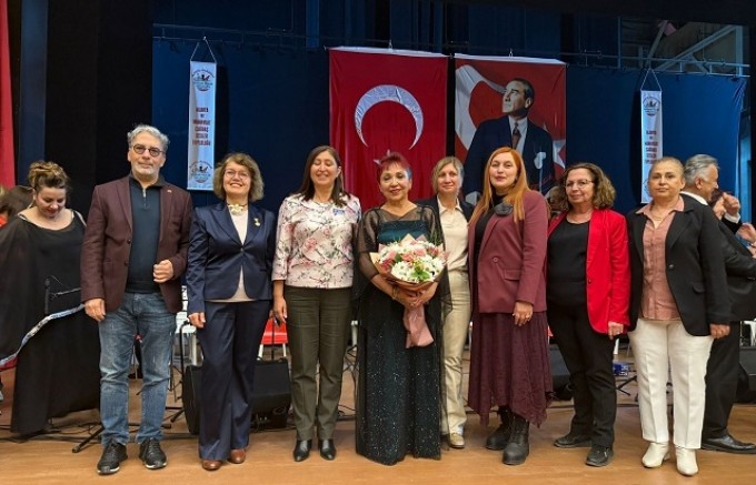 ALANYA-MANAVGAT ÇAĞDAŞ SESLER KOROSU’NDAN UNUTULMAZ GECE