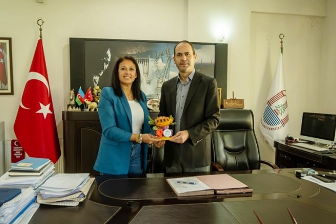 Dekafok Veteriner Fakültesi öğrencilerine ders verecek !