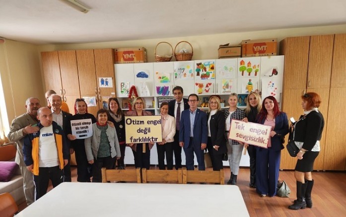 İYİ Parti Antalya’dan Otizm Farkındalık Günü’nde Anlamlı Ziyaret