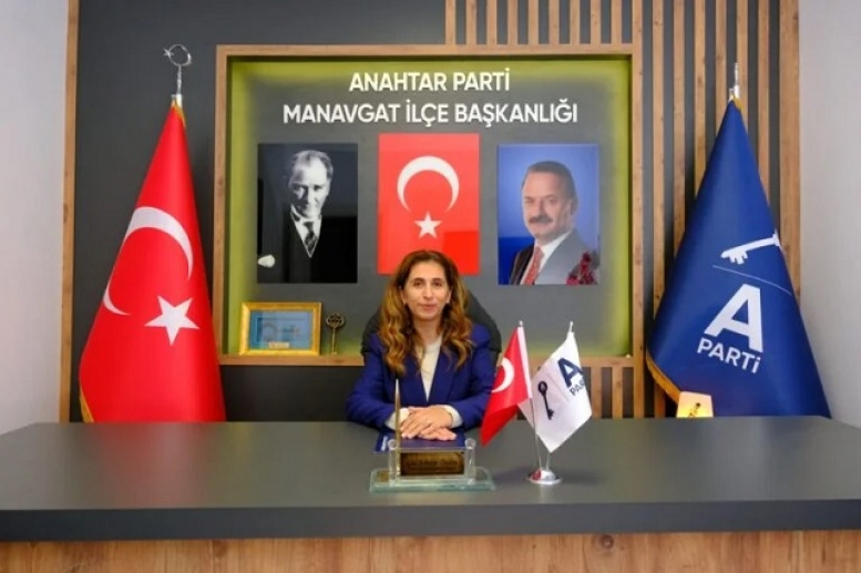 ANAHTAR PARTİDEN ADVİYE BAŞKAN DA İSTİFA ETTİ!