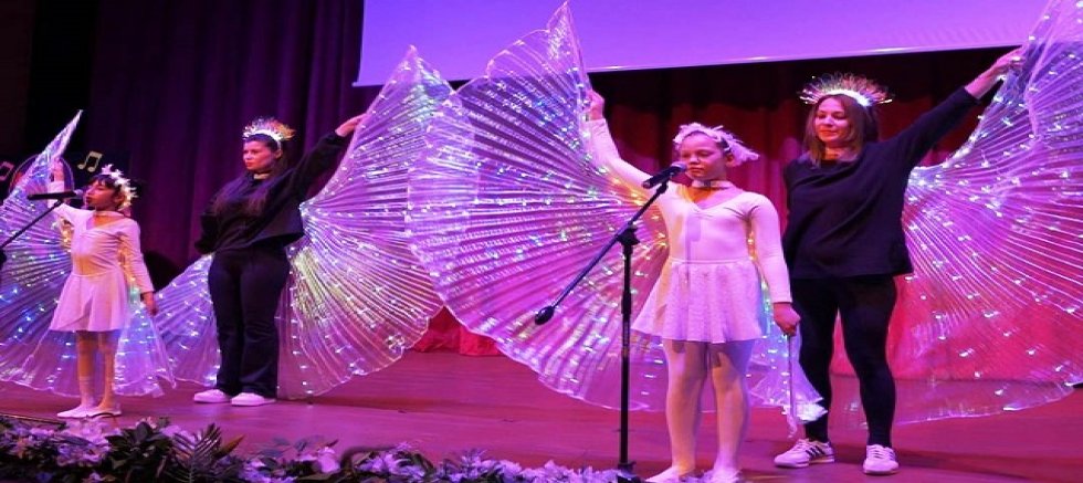 Maya Okulları Manavgat’ta Anlamlı Bir Sahne: LÖSEV Yararına İngilizce Müzikal