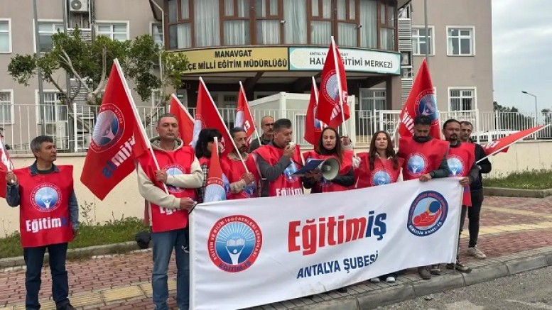 Manavgat'ta Öğretmen Çiftin ‘Sürgün’ İddiasına Eğitim-İş Antalya'dan Tepki