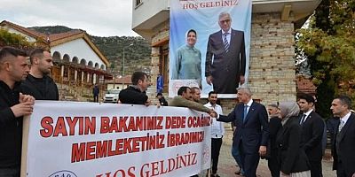 SAĞLIK BAKANI MANAVGAT’A “DURMAK YOK YOLA DEVAM DEDİ” VE MANAVGAT’A UĞRAMADAN YOLUNA DEVAM ETTİ